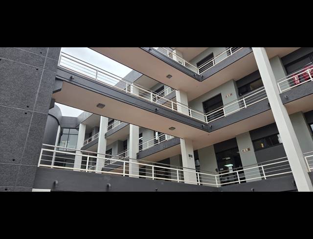 80M² OFFICE TO LET IN SOMERSET PARK